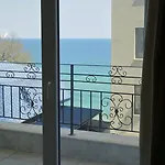 Apartment атеа на плажа - Atea On The Obzor
